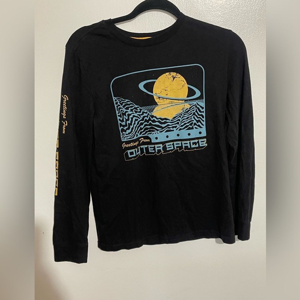 EUC: Boys graphic long sleeve 🪐